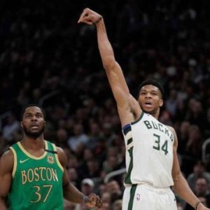 55体育-077的罚球 韦少的抛投 顶级球员同样存在致命软肋