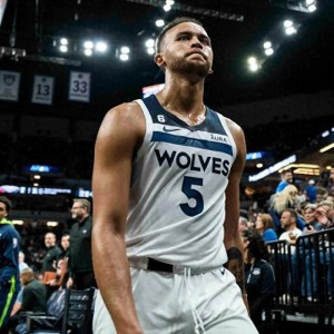 nba免费直播高清观看-李凯尔刚加盟森林狼！就成队史第一人，曾帮助球队杀进西决！|圣安东尼奥马刺队|金州勇士队|迈阿密热火队|犹他爵士队|明尼苏达森林狼队_新浪新闻